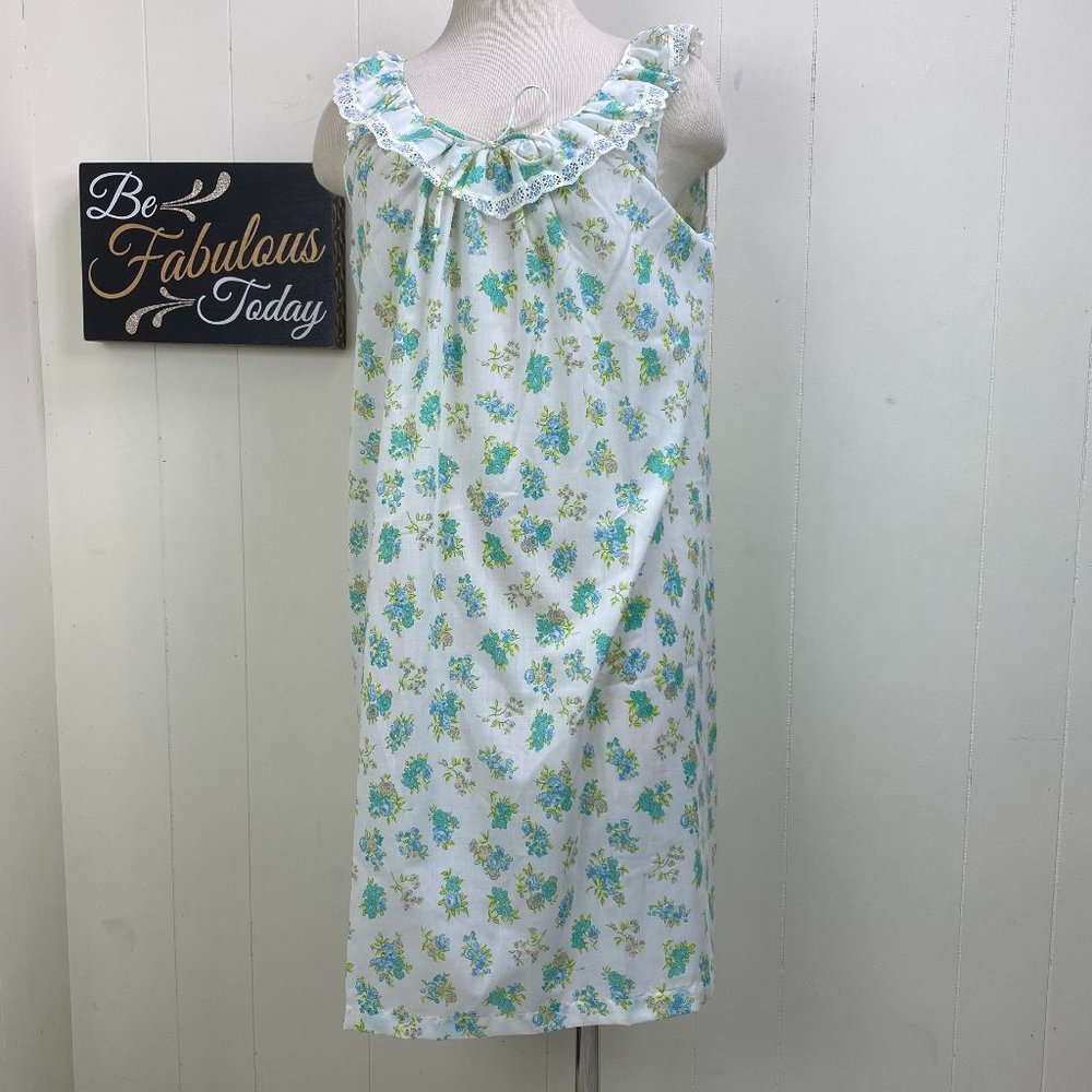 Vintage Komar White Blue & Green Flower Nightgown